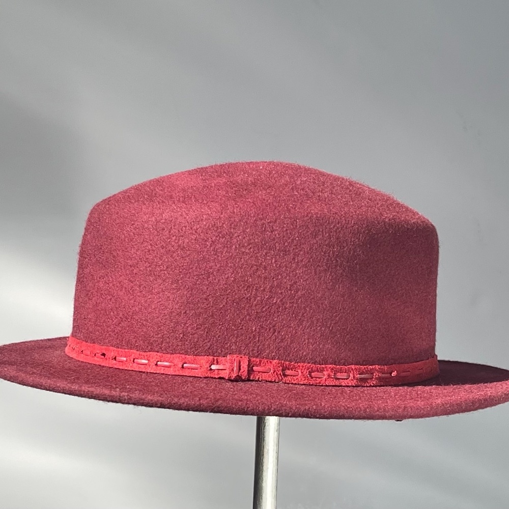 BCBG Women’s 100% Wool Hat - O/S